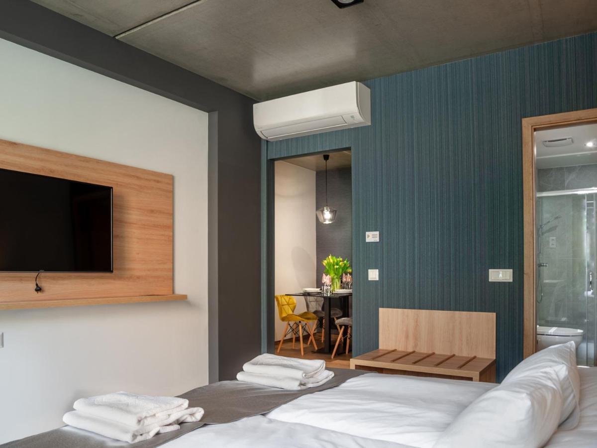 R31 Residence Sárvár Pokoj fotografie